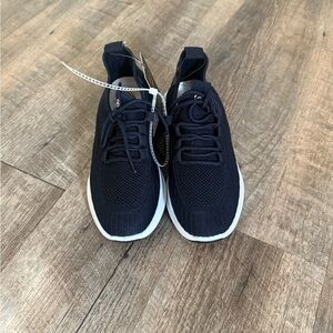 Unltd Kids Navy Knit Sneakers